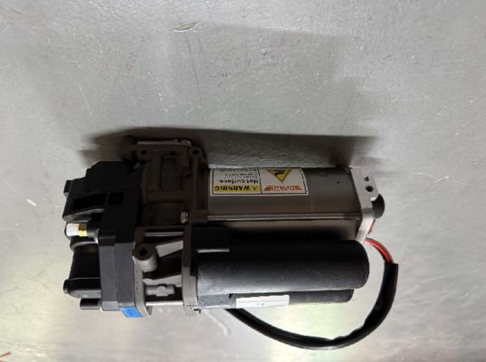 Audi Airmatic Suspension Pump 80A616005 40A616005E cho Audi Q5/Sportback 2017 - 2025